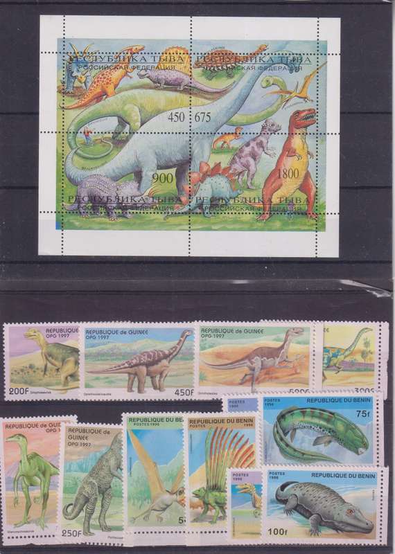 R12 SALE - COLLECTION OF THEMATIC STAMPS - PRE-HISTORIC ANIMALS