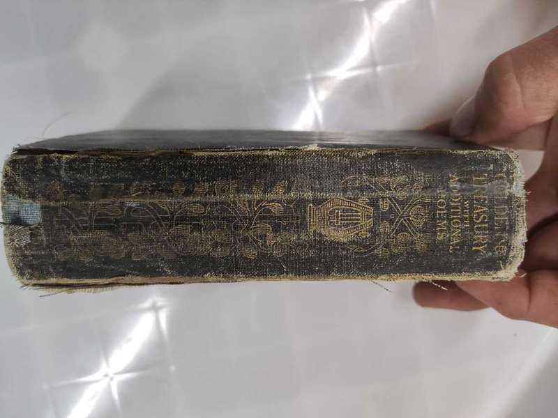 Palgrave's Golden Treasury with Additional Poems