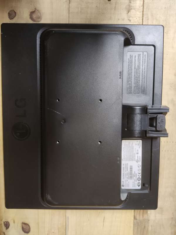 LG Flatron L1742SE
