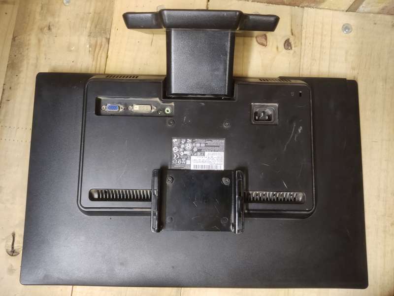 HP B5M13AA Monitor