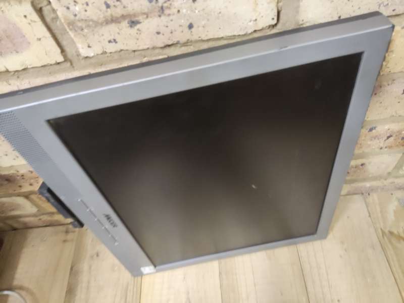 Mecer EM989 Monitor