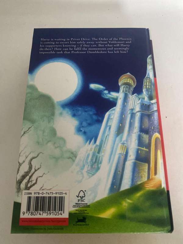 HP AND THE DEATHLY HALLOWS - J. K. Rowling