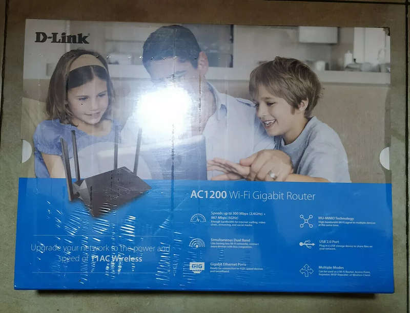 D-Link DIR-825 Wireless AC1200 WiFi Dual Band Gigabit Router