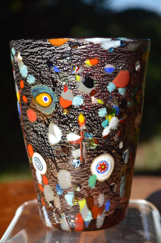 MAGNIFICENT BEAUTY. BRAND NEW, SIGNED & IN ORIGINAL PACKAGING. MURANO TUMBLER IMPORTED FROM ITALY!