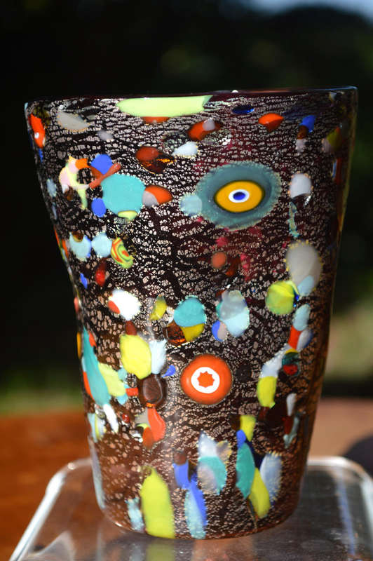 MAGNIFICENT BEAUTY. BRAND NEW, SIGNED & IN ORIGINAL PACKAGING. MURANO TUMBLER IMPORTED FROM ITALY!