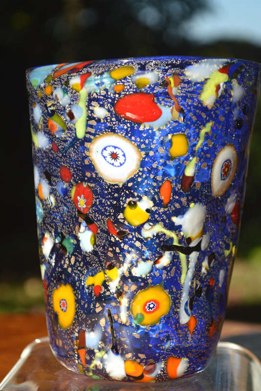MAGNIFICENT BEAUTY. BRAND NEW, SIGNED & IN ORIGINAL PACKAGING. MURANO TUMBLER IMPORTED FROM ITALY!