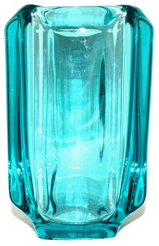 ICONIC DESIGN : RECTANGULAR AQUAMARINE VASE DESIGNED BY LADENA VIZNEROVA IN 1968 FOR RUDOLFOVA GLASS