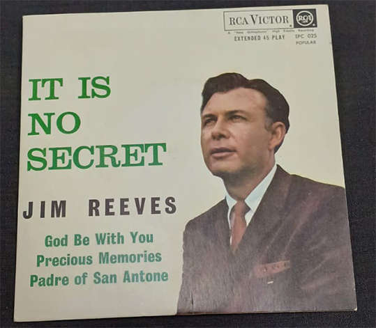 7 Single (7") - Jim Reeves - It Is No Secret