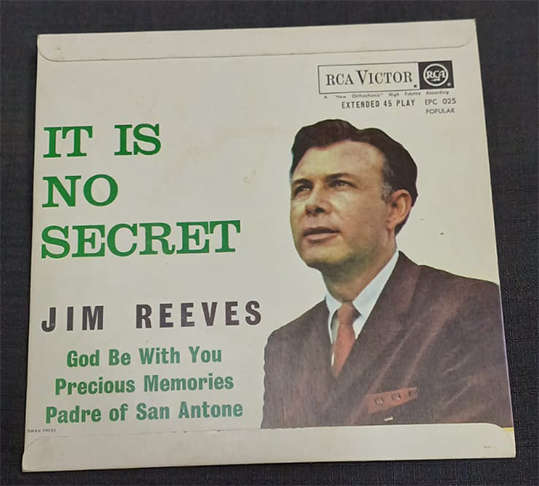 7 Single (7") - Jim Reeves - It Is No Secret