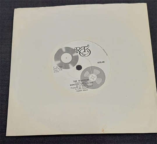 7 Single (7") - Margaret Singana & Ipi 'n Tombia - Mama Tembu's Wedding & The Warrior