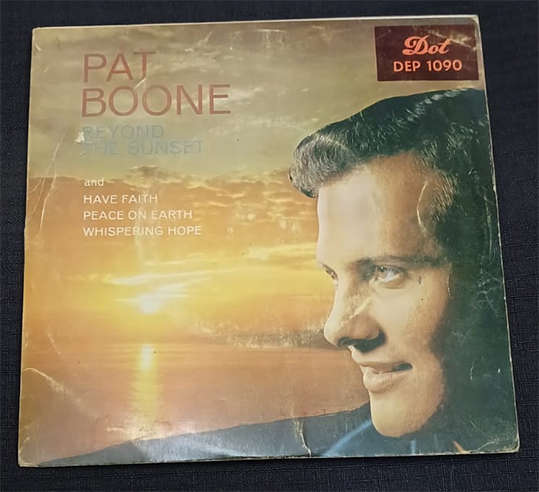 7 Single (7") - Pat Boone - Beyond the Sunset