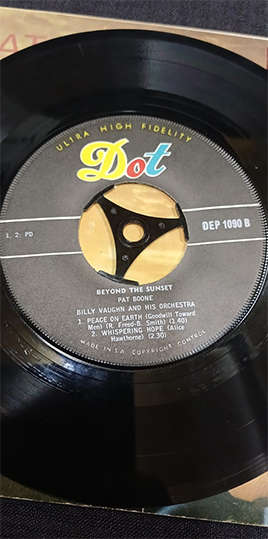 7 Single (7") - Pat Boone - Beyond the Sunset