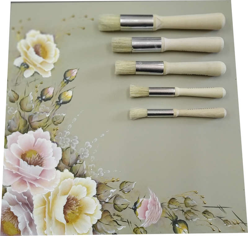Set of 5 Various Sized Stencil Brushes