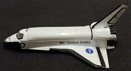 Realtoy Vintage Discovery NASA Metal Die-Cast Space Shuttle