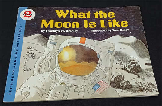 What the Moon Is Like by Franklyn M. Branley (1st Edition Paperback)