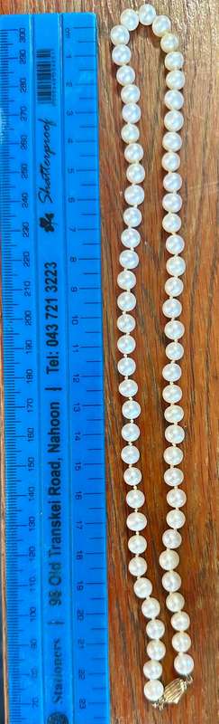 Natural Pearls - Very Elegant