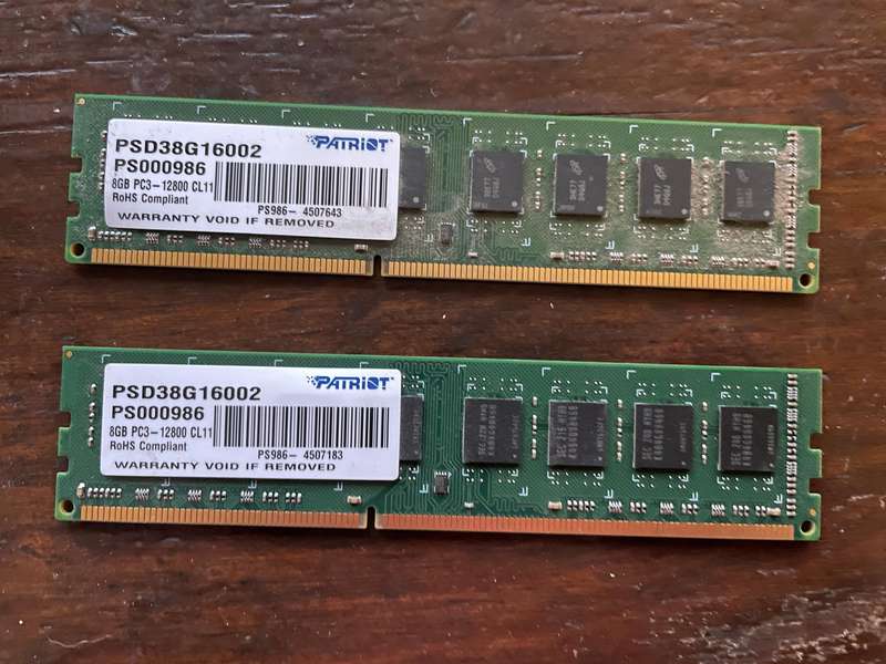 Patriot 16GB (2x 8GB) DDR3 1600 RAM PSD38G16002