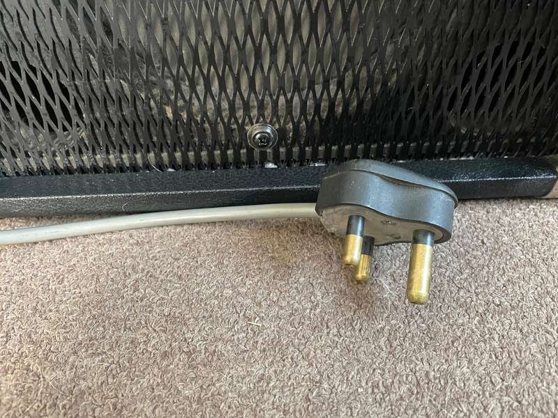 Fender Frontman 15 Guitar Amp