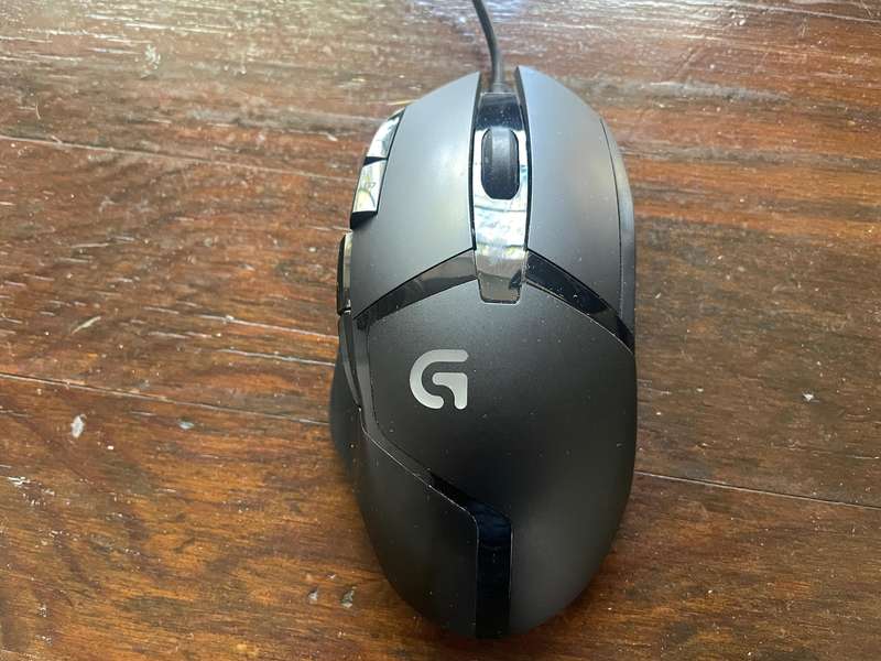 Logitech G402 Gaming Mouse