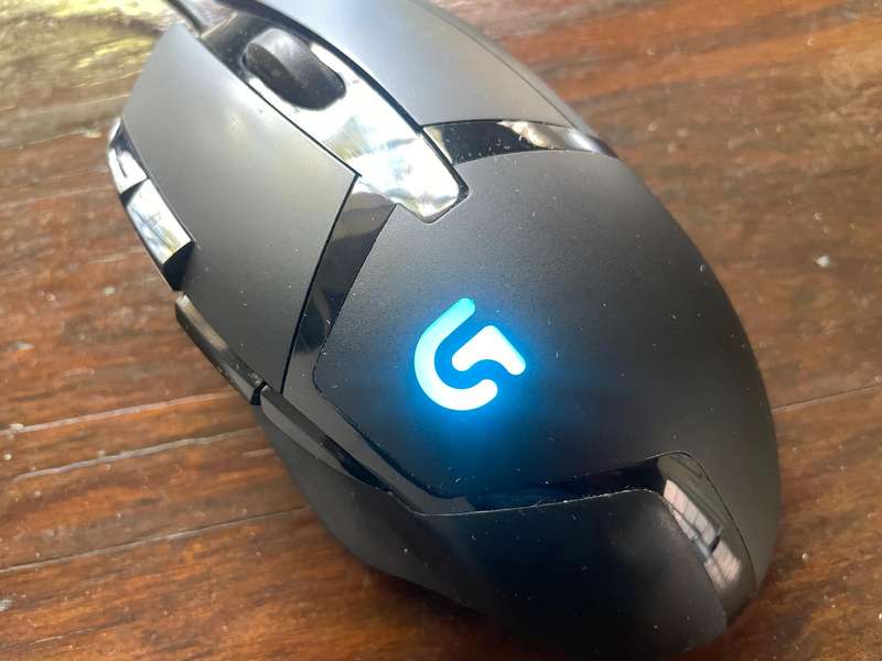 Logitech G402 Gaming Mouse