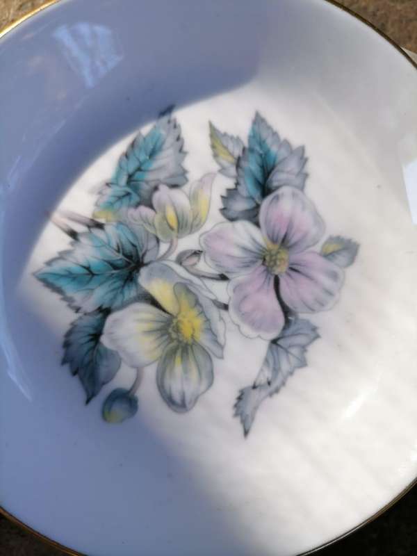Royal Worster pin trays