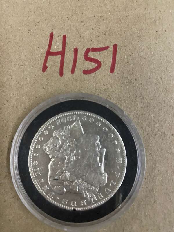 1902 Silver USA dollar - 123 years old in great condition - Capsulated