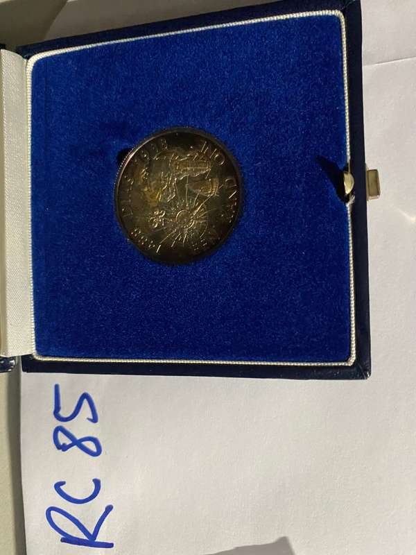 1988 SIlver Proof R1 with great toning - Mining - Gorgeous coin - In SAM Box