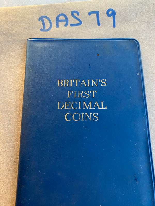 Britains first Decimal Coin set