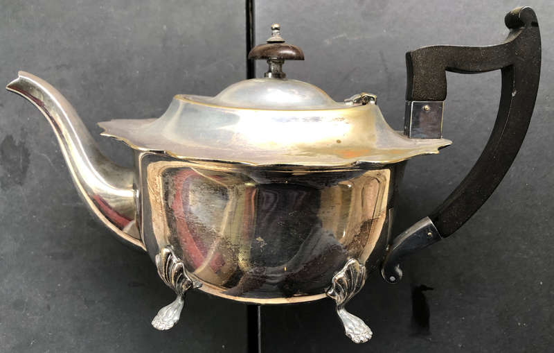 SILVER A PLATING GOOSE NECK TEA POT ON PAW FEET