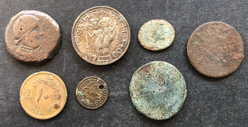 COLLECTION OF 7 UNIDENTIFIABLE COINS