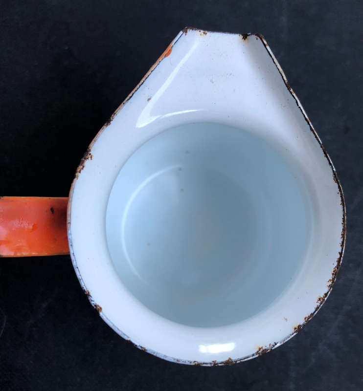 LADLE ENAMEL BUTTER WARMER WITH TYPICAL POURING SPOUT VINTAGE