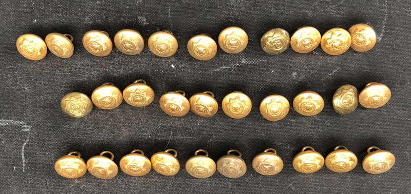 POLICE SOUTH AFRICAN VINTAGE COLLECTION OF 30 BRASS UNIFORM BUTTONS POST 1953