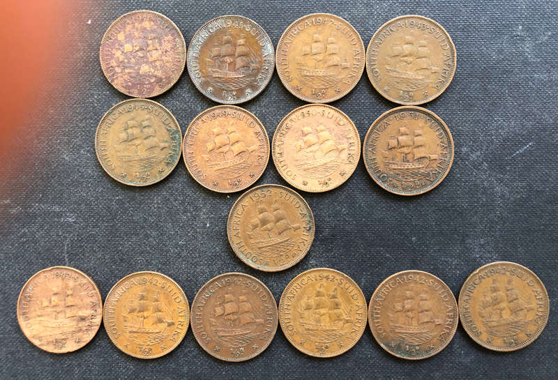 HALF PENNY 1940-1943, 1945, 1949, 1950-1952, 6 x 1942 UNION OF SOUTH AFRICA COLLECTION OF 15