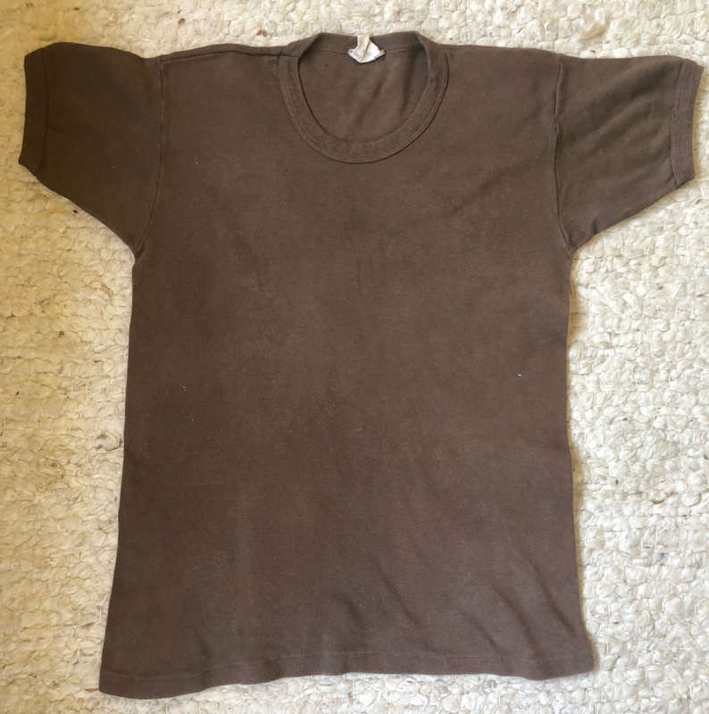 MILITARY SHORT SLEEVE TRU-KNIT MEDIUM VINTAGE T SHIRT