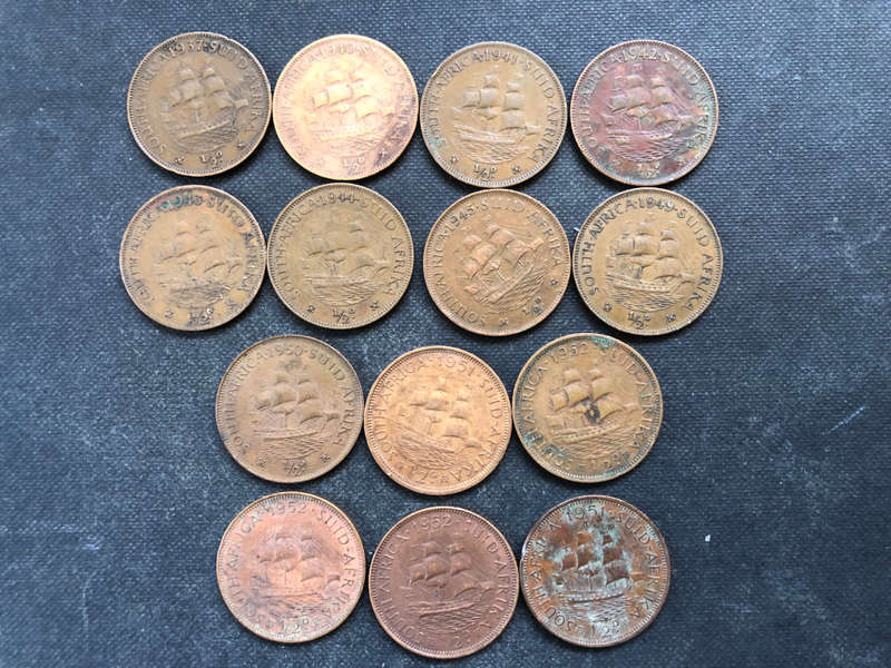 HALF PENNY 1937, 1940-1945, 1949, 1950-1952, 1951 & 2 x 1952 UNION OF SOUTH AFRICA COLLECTION OF 14