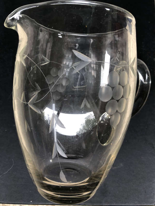 JUG GRAPE CUT GLASS CRYSTAL WITH PONTIL MARK