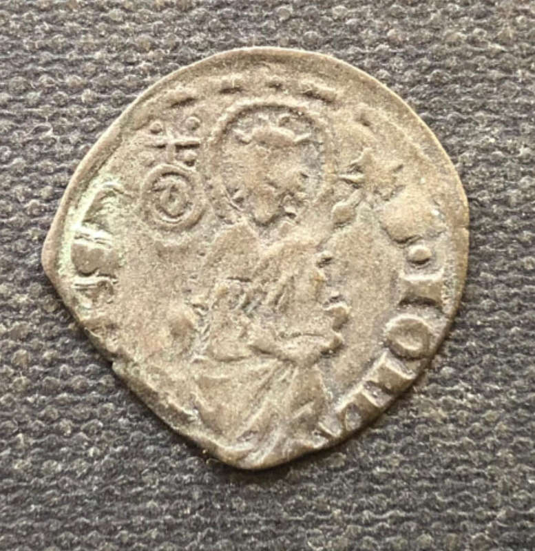 RIM HAND HAMMERED MEDIEVAL COIN