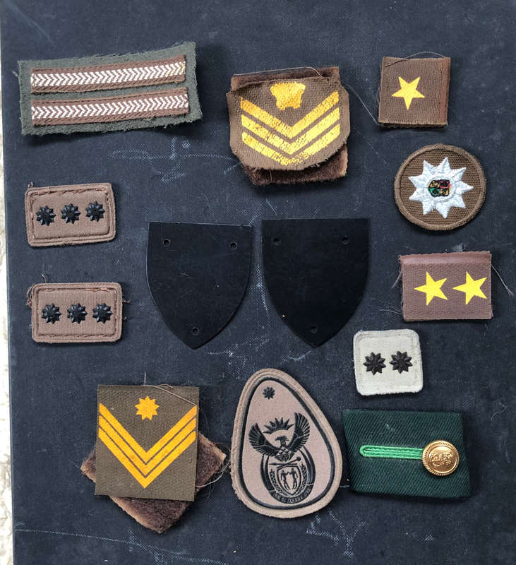 MILITARIA CLOTH RANK AND OTHER BADGES COLLECTION OF THIRTEEN