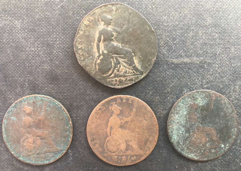 PENNY 1826 HALF PENNY 1826 1826 ONE RUBBED HALF PENNY BRITAIN COLLECTION OF 4 COINS