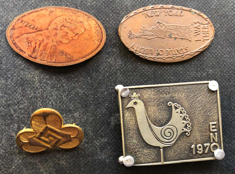 TOKENS Vintage America Statue of Liberty & EN and one other Collection of 4