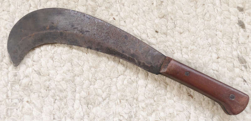 MACHETE BILL HOOK HAND FORGED HEAVY ANTIQUE TYPICAL INNER CURVE SHARPENED BLADE TEAK HANDLE