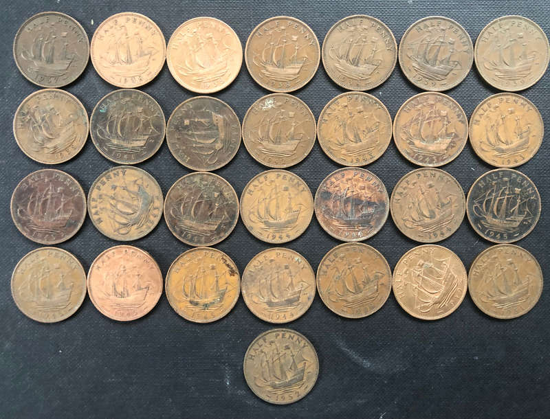 Half Penny UK Collection of 29 dating from 1937-1939 1941-1945 1948 1949 1951 1952