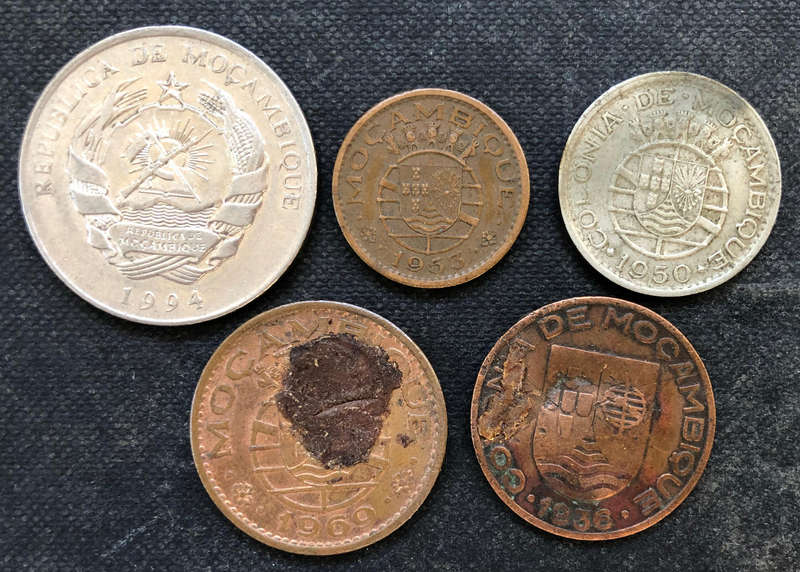 MOCAMBIQUE MOZAMBIQUE 1936 20 Centavos 1950 & 1953 50 Centavos 1969 1 Escudo 1994 500 Meticais .....