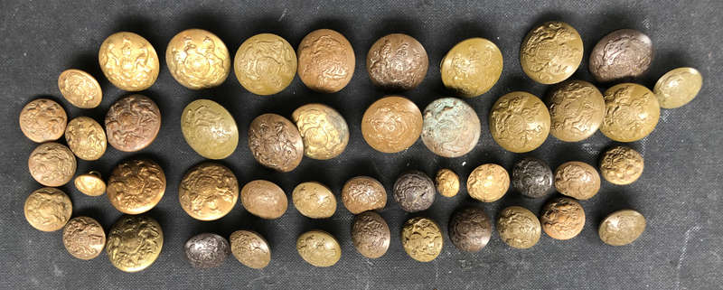 MILITARY VINTAGE BRITISH ARMY UNIFORM BUTTONS COLLECTION OF 46 ALL WITH KINGS CROWN