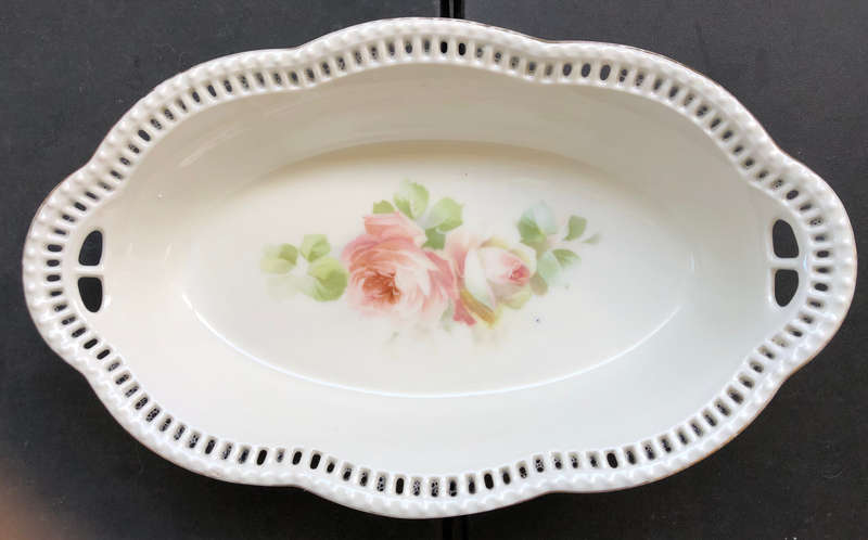 BAVARIA SCHUMANN ARZBURG SWEET DISH WITH TYPICAL LATTICE WORK