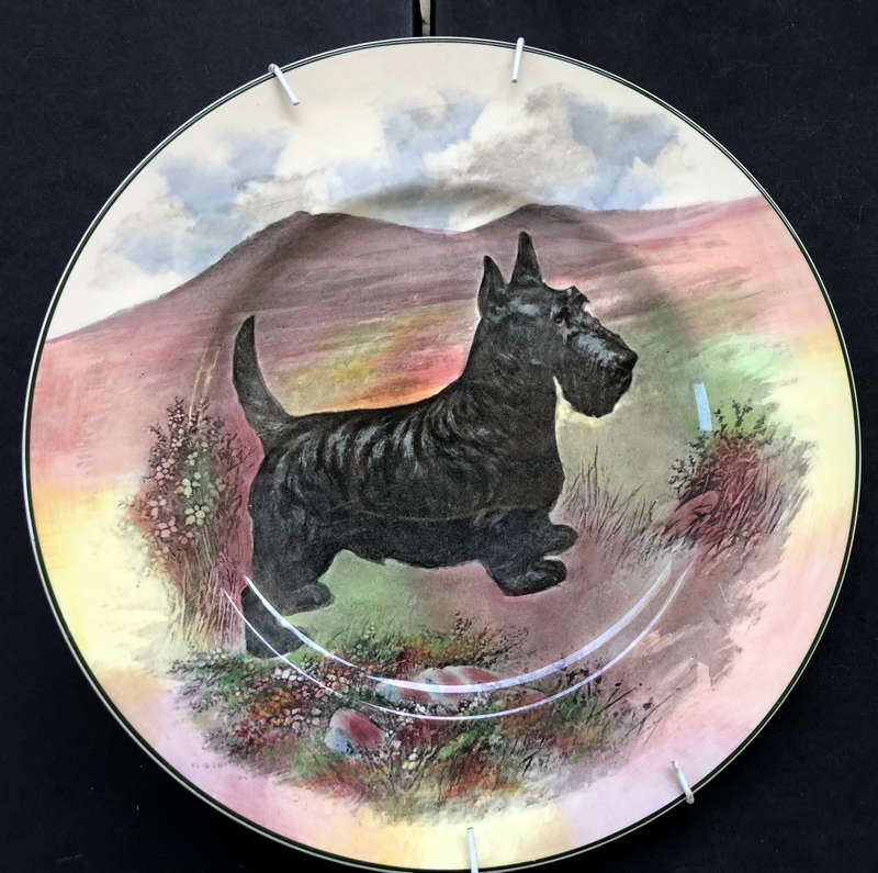 ROYAL DOULTON DOGS SCOTTISH TERRIER SERIESWARE CABINET PLATE