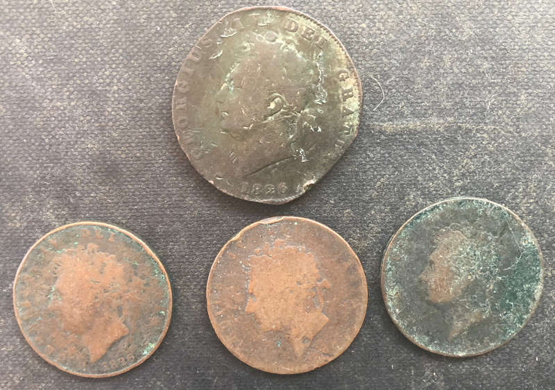 PENNY 1826 HALF PENNY 1826 1826 ONE RUBBED HALF PENNY BRITAIN COLLECTION OF 4 COINS