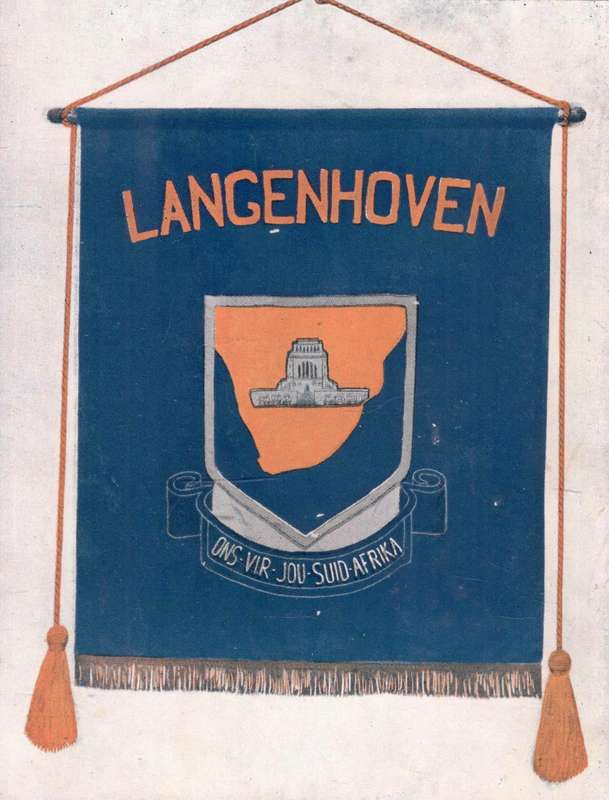 Langenhoven-Juniorhoerskool  --  Gedenkboek  --  1895 - 1945