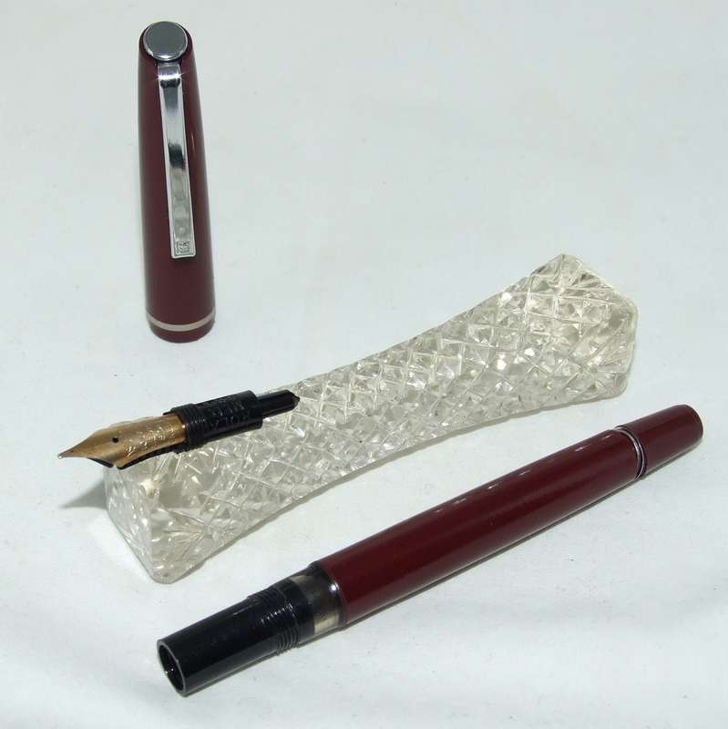 CALLIGRAPHER'S JEM! Vintage Osmiroid 75 fountain pen