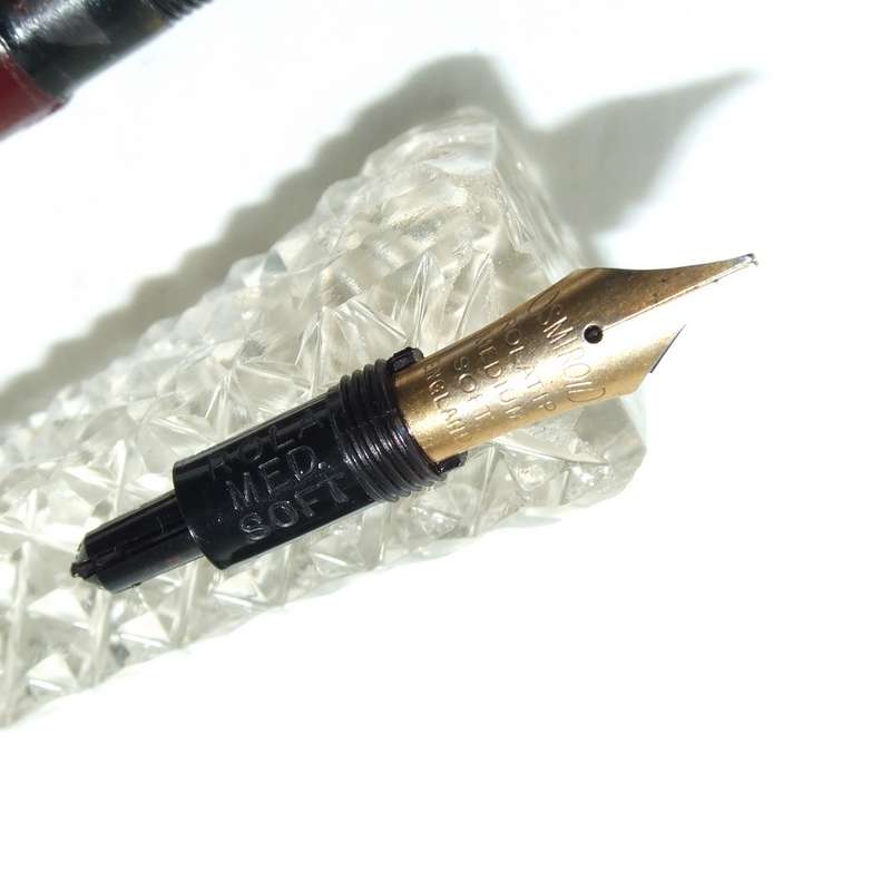CALLIGRAPHER'S JEM! Vintage Osmiroid 75 fountain pen